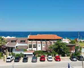 ASSOS TROY BEACH HOTEL