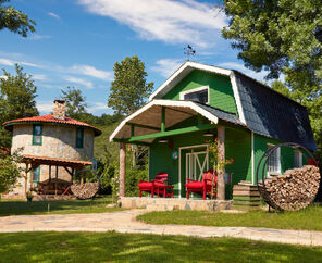 DACHAS COVE HOUSES