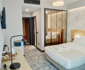 TRIADA HOTEL KARAKOY