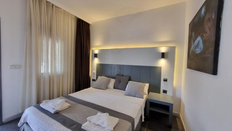 KALAMAR HOTEL