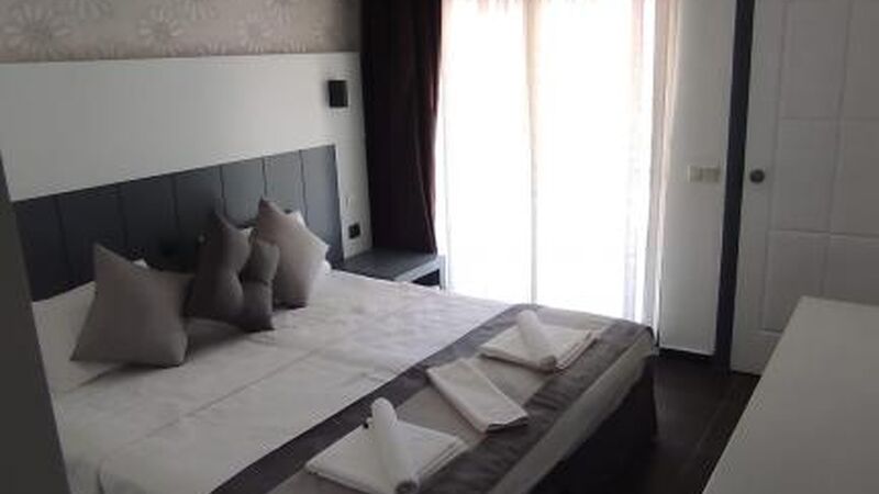 KALAMAR HOTEL