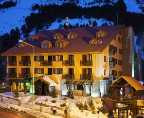 DEDEMAN PALANDOKEN SKI LODGE
