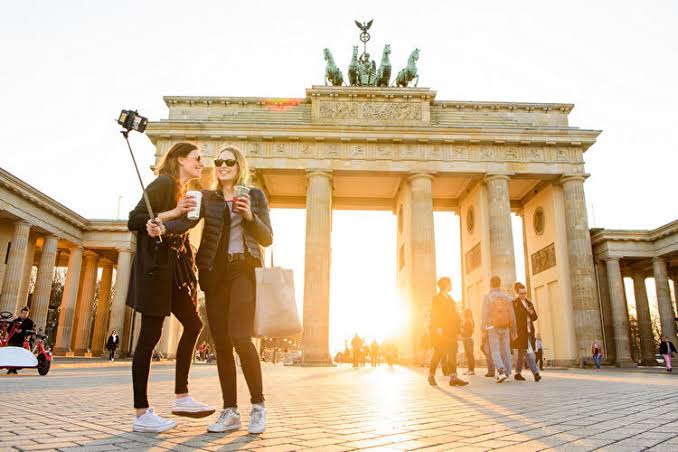 Yılbası Viva Berlin Turu BER-BER THY 2 Gece