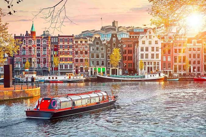 Amsterdam Noel Pazarları Turu Rotası 3 Gece