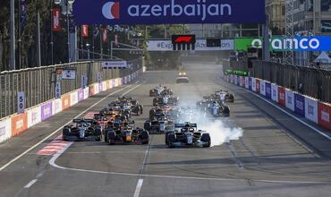 BAKÜ F1 GRAND PRIX AJET HY ILE 23 EYLÜL (AzNeft Grandstand Tribünü)