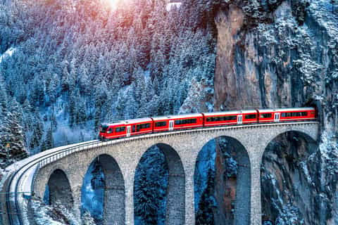 BERNİNA EXPRESS ILE  BİR AVRUPA MASALI TURU PGS İLE 7 GECE