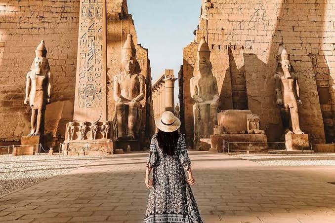 MEGA MISIR VE İKONLARI TURU Ajet ile 7 gece