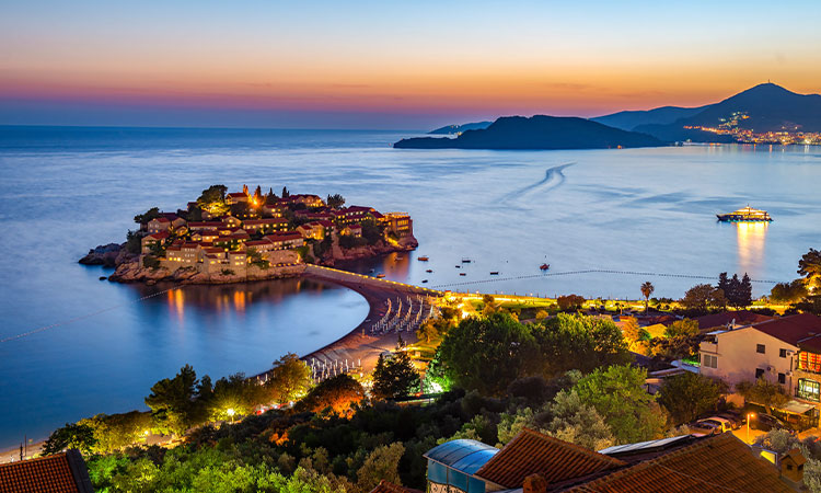 Budva Turu 3 Gece 4 Gün - İstanbul dan THY ile TGD-TGD