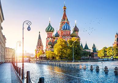 KRAL & KRALİÇE: ST. PETERSBURG & MOSKOVA 2027 YAZ (LED-VKO) PC