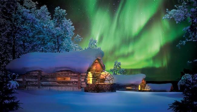 Lapland'ın Büyüsü & Kuzey Işıkları Turu THY ile Sömestre 2027 Özel Santa Claus Express, Buzkıran Gemisi ve Kutup Safarileri Dâhil 4 Gece 5 Gün
